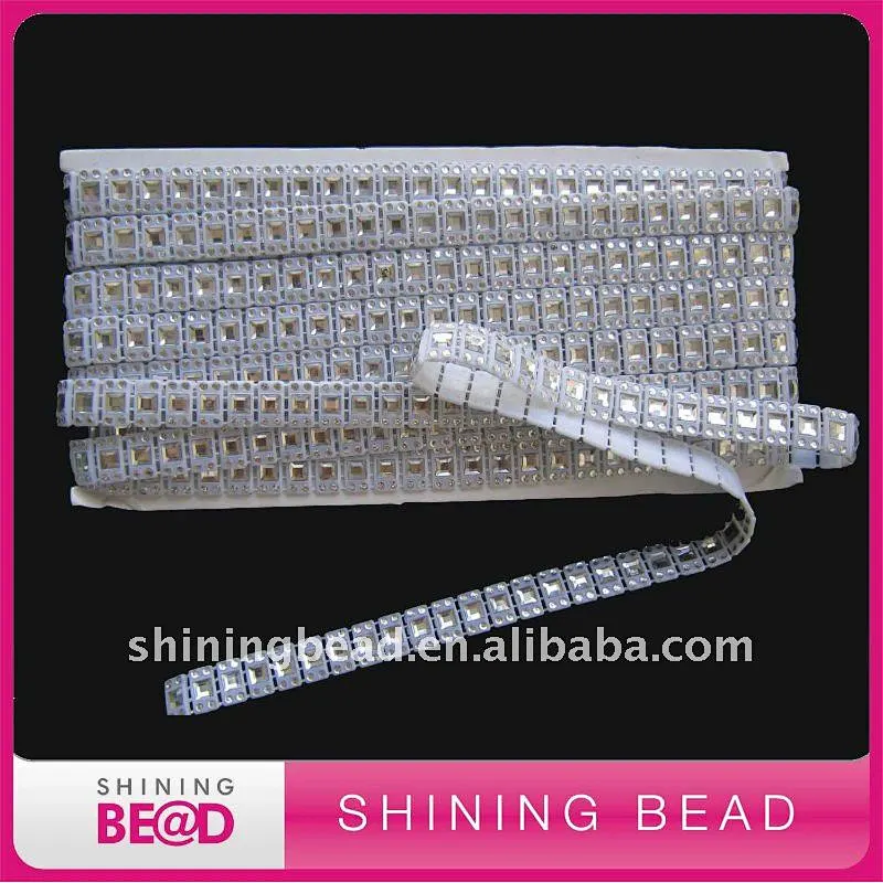 plastic rhinestone trimming