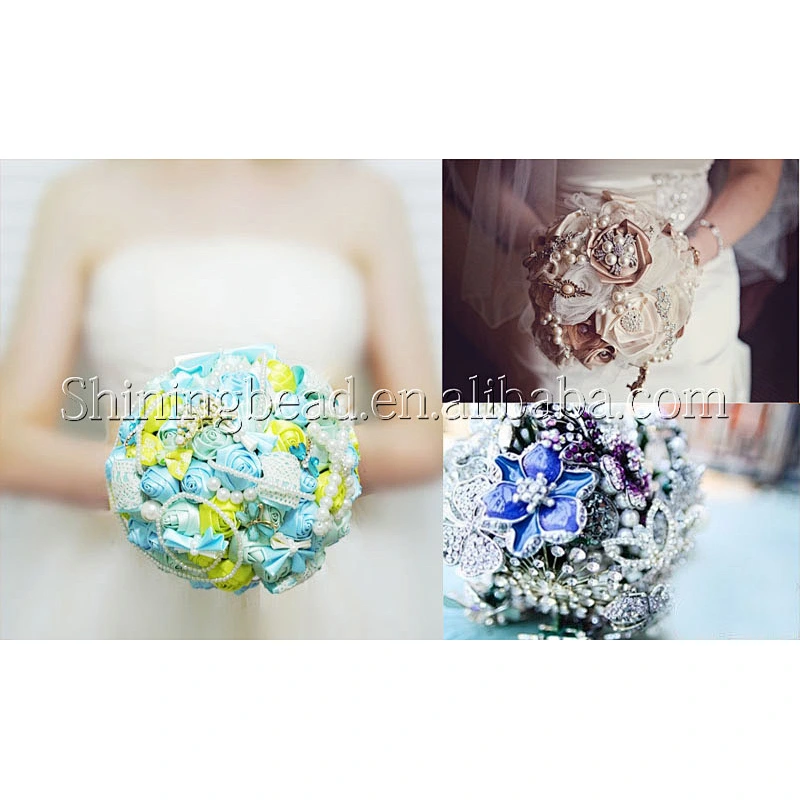 Small vintage style antique brooches for sale