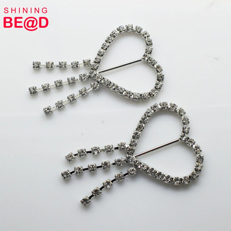 2018 High quality cheap bling heart diamond ribbon rhinestone buckle for wedding decoration chair covers