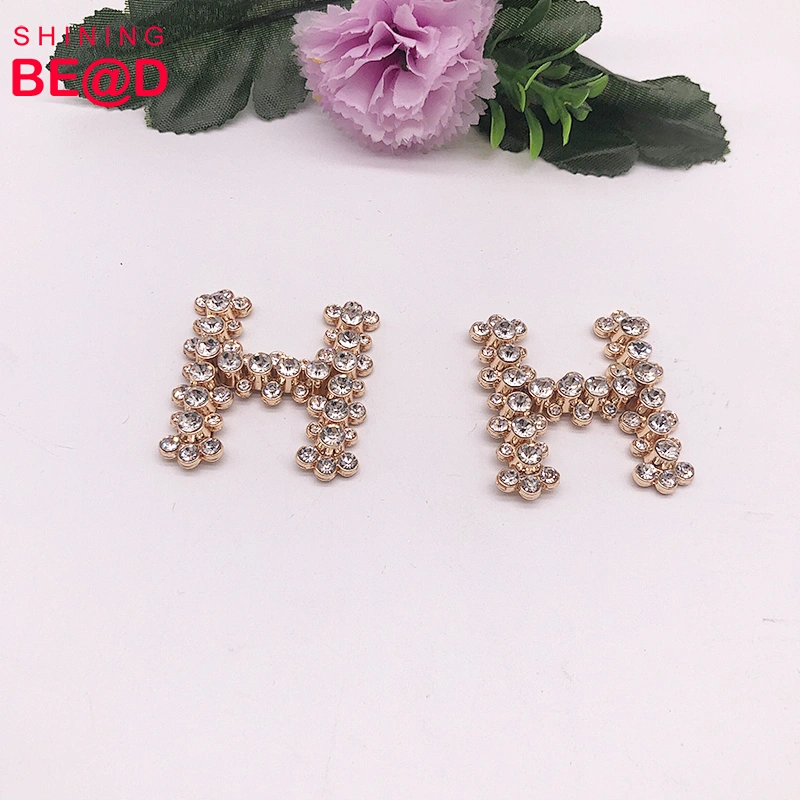 China supplier wholesale letter H rhinestone shoe buckles for ladies shoes