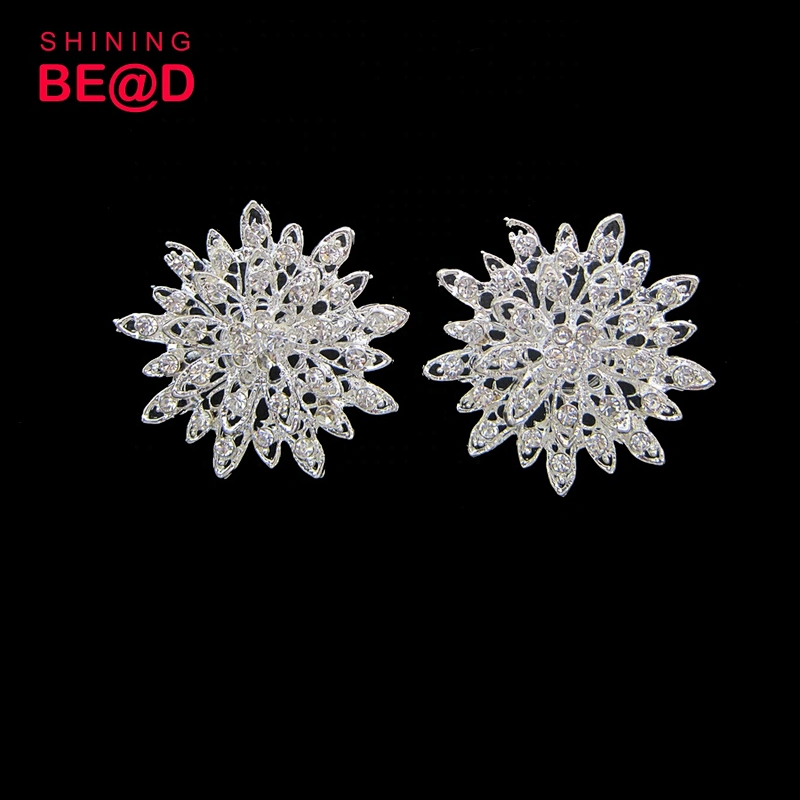 2020 custom new products flower shaped magnet brooch/brooches crystal wedding