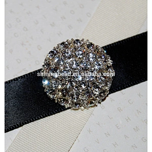 fashion scottish round shiny rhinestone brooches for invitation ribbon card decor