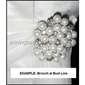 Rhinestone pearl Brooches Wholesale Wedding Brooches for garment