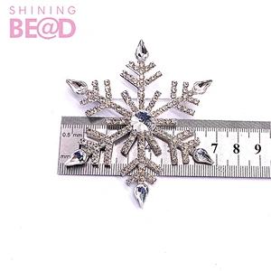 Fashion jewelry crystal snowflake  winter Christmas rhinestone snowflake brooch for wedding/party/banquet accessary