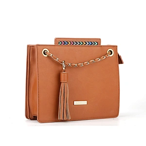 7425 Free logo embossed square shape classic tassel chain crossbody bags