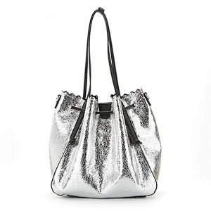 8798 China manufacturer 2018 new arrival fashion design women drawstring bag metallic PU leather lady tote bag