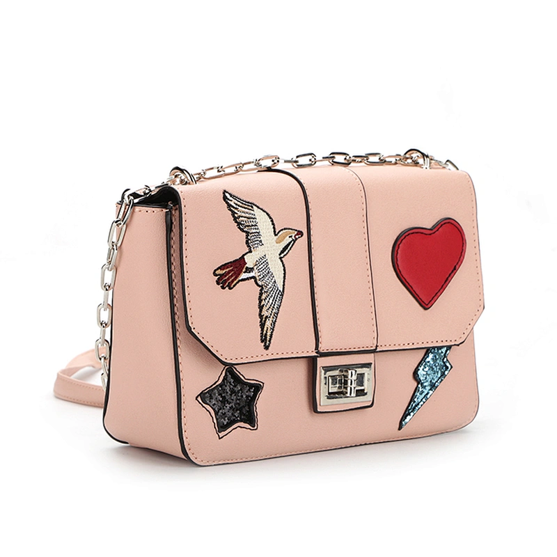 9055-New fashion embroidery and patch metal chain shoulder bags