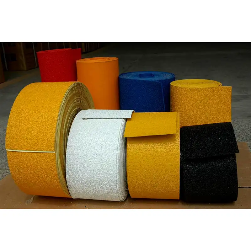 Marking tape for temporary diversion of road maintenance in Germany and Japan