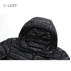 Autumn Winter Warm Light Thin Duck Down Custom Man Lightweight Jacket Men Down Coat