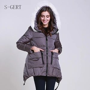 Hiking Windproof Winter Women Down Filling Puffer Jacket Customized