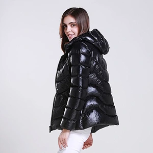 OEM/ODM Snow Clothes Inner Waterproof Winter Big Down Jacket