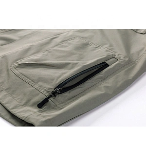 OEM/ODM Light Jacket Outdoor Waterproof White Windbreaker Hoodie Jacket For Winter