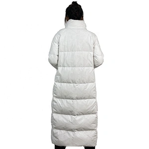 Oem Odm White Plus Size Outerwear Women Hooded Duck Down Winter Jacket From Ruiniu Factory