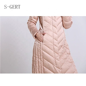 Fashionable Pink Thin Slim Long Ultra Light Women Long Padded Hooded Packable Down Jacket