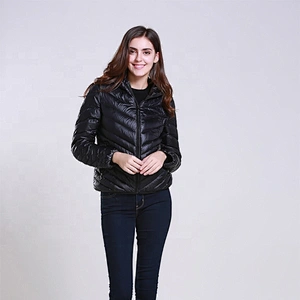 Fashional Slim Fit Hooded Coat Warm Short Light Duck Down Jacket For Female