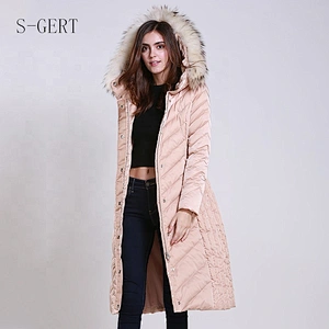 Fashionable Pink Thin Slim Long Ultra Light Women Long Padded Hooded Packable Down Jacket