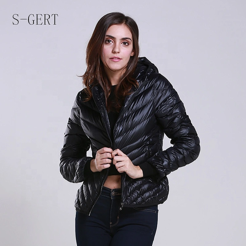 Custom Slim Fit Windbreaker Duck Down Light Puffer Coat Goose Down Puffer Jacket Women