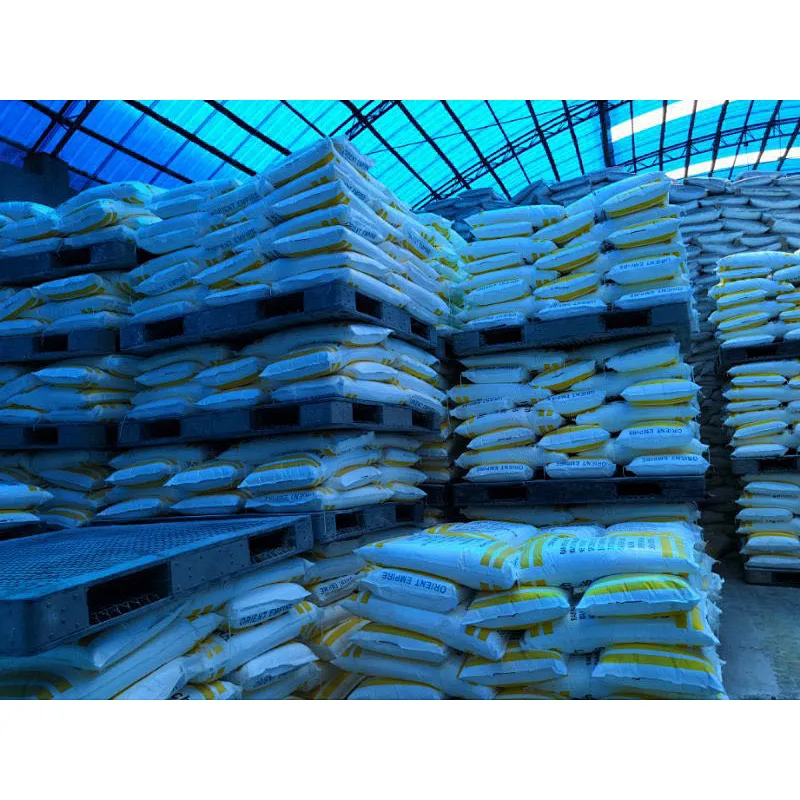 High quality China manufacturer food grade white and tasteless  powder corn starch