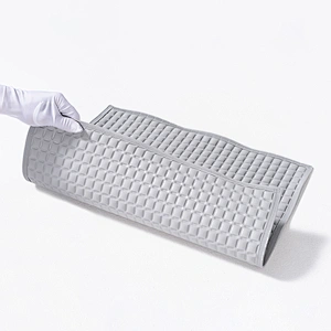 Square adult bubble care mat can be customized