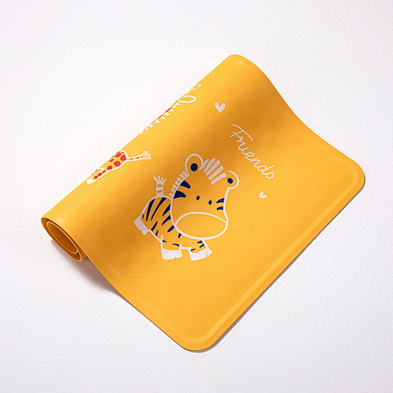 Customizable pattern logo anti slip bath mat with suction cup at bottom rubber bath mat
