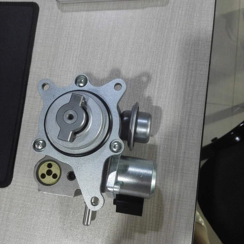 Stock High Pressure Fuel Pump 13517573436 For for B-M-W MINI R55 R56 R57 LCI R58 R59