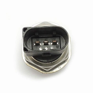 Common rail Pressure Sensor 55PP07-01 9307Z512A 55PP07-02