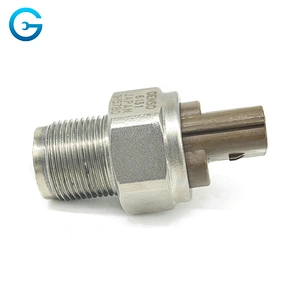 OEM 499000-6131 Common Fuel Rail Oil Pressure Sensor Regular