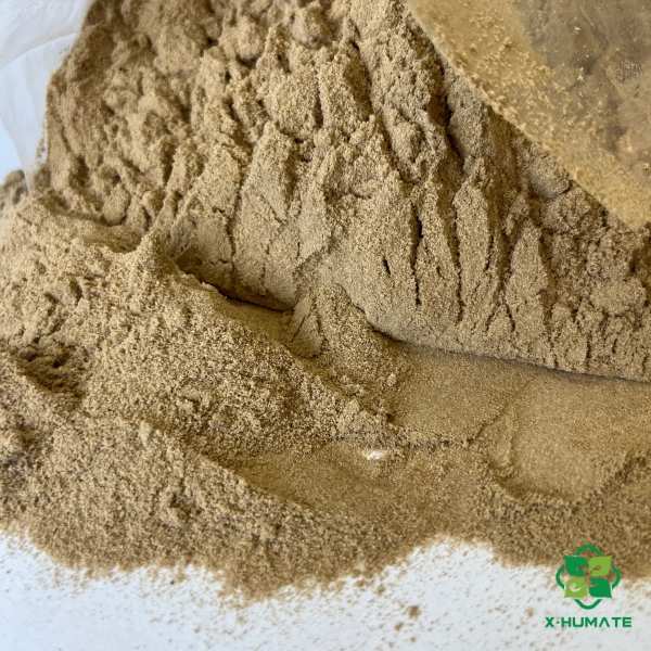 yellowish brown fulvic amino acid powder for fertilizer blending mixture