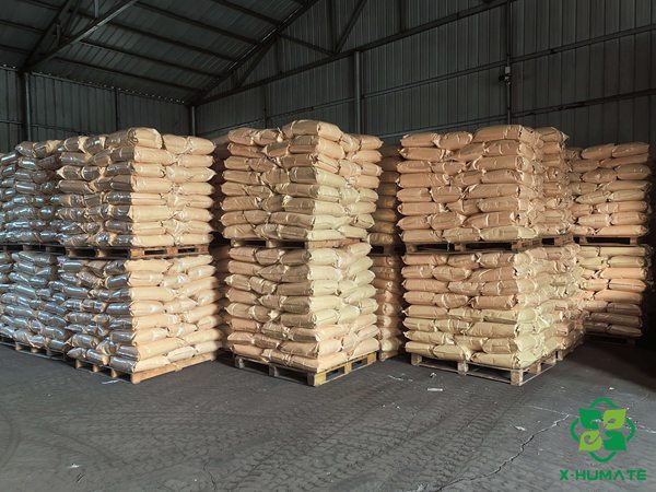 25 - 40kg bags of seaweed organic granular fertilizer by Humate Tianjin