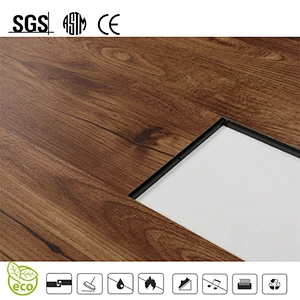 Click System Comfortable PVC Vinyl Flooring with Wood Color