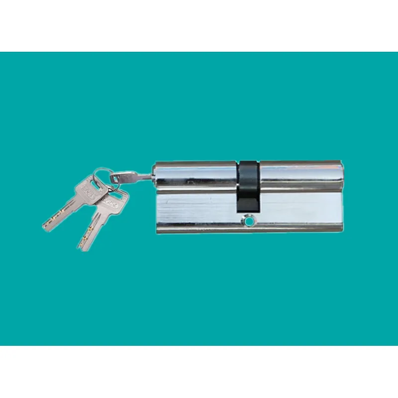 Cylinder with double sides keys
