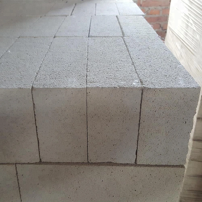 Heat Resistant Thermal Storage Light Weight Insulating Brick For Furnace Lining