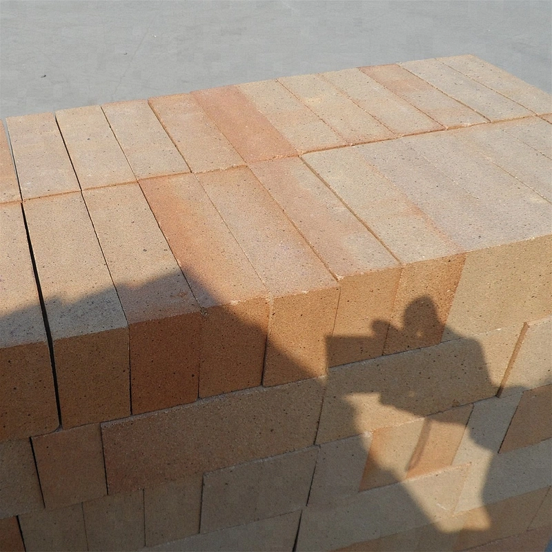handmade SK32 SK34 Cheap Thin curved fire red clay Brick for heating furnace