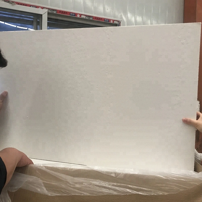 Fire resistant ceramic fiber board for furnace and kiln