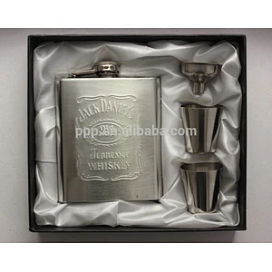 6oz embossed mini flask set with funnel and cups gift box packing hip flask set 18-8 stainless steel hip flask set Pb free