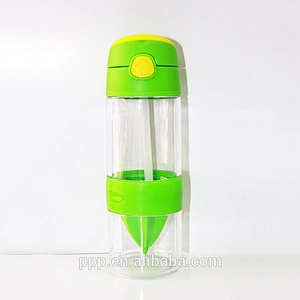Child plastic water bottle sports bottle fruits bottle