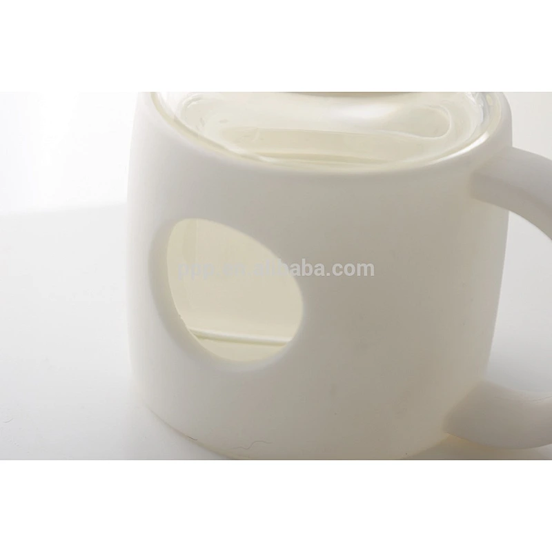 factory glass drink bottle with silicone sleeve