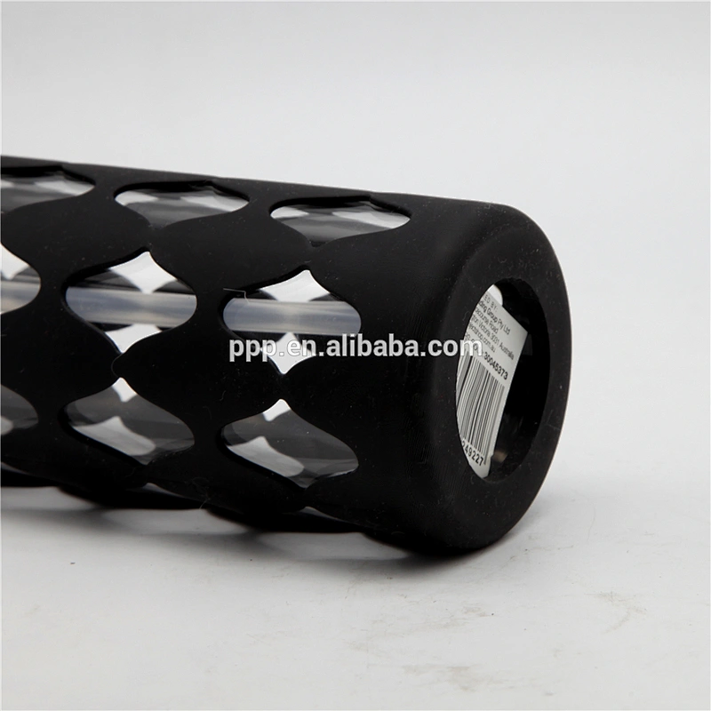 Eco-friendly feature borosilicate glass water bottle with black silicone sleeve and handle