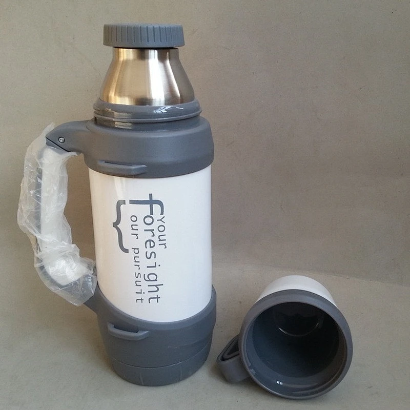 800ml Europe hot sale travel bottle with cups/ giant hot water bottle