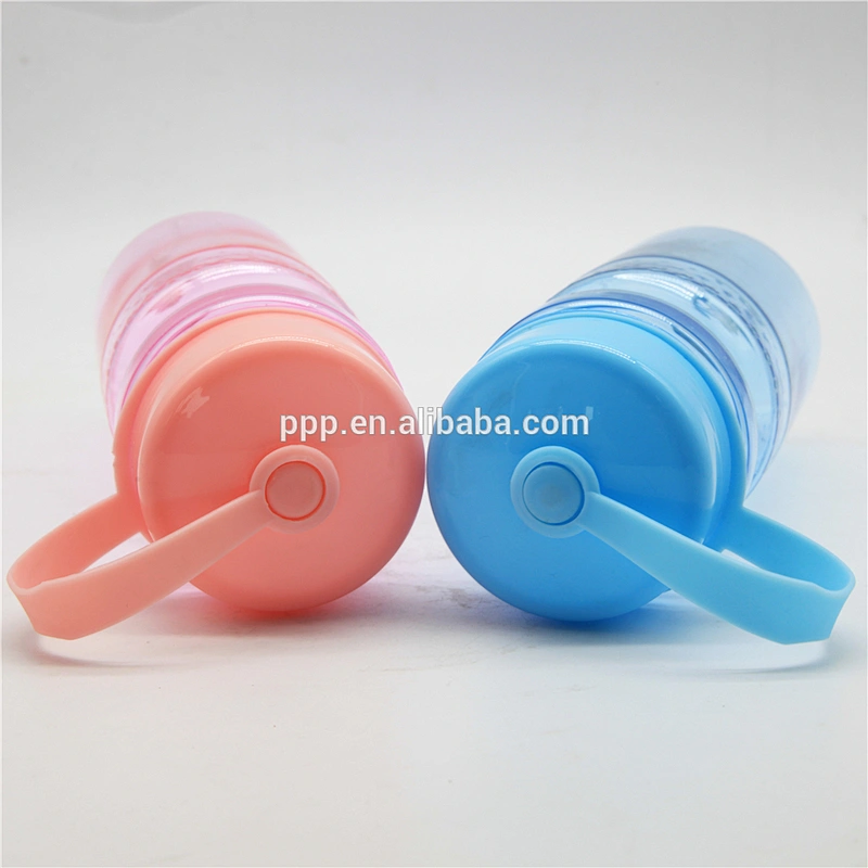Single wall BPA free platic sports water bottle with handle