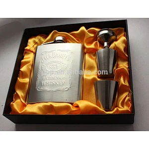 6oz embossed mini flask set with funnel and cups gift box packing hip flask set 18-8 stainless steel hip flask set Pb free