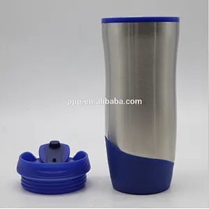 Double wall inner plastic outer stainless steel water bottle with lid