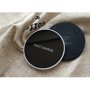 Hot selling 2019 Amazon Hot Sell Custom led light fit all phone QI fast wireless charger