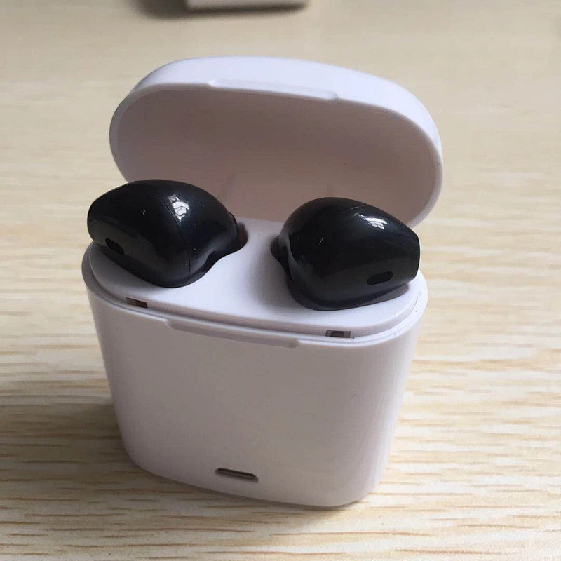 Hot Sale wireless neckband headphones with charge case