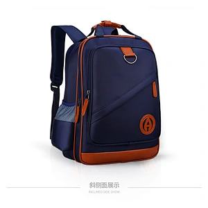 2019 light weight reduction and waterproof  rider protection school bag for children in grades 1 through 6