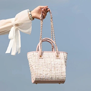 2019 New Style Lady's Woven Handbags Single Shoulder Chain Bag with Pearl