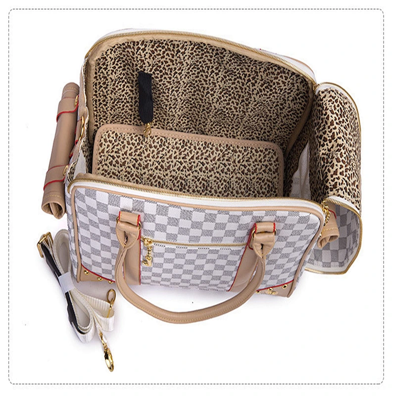 2019 new design fashionable  breathable portable folding pet bag for pet cat and dog