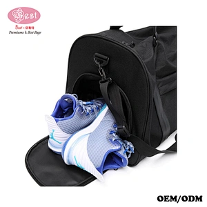 Factory hot sale gym women bag custom duffel bottle Large main compartment and zipper pockets