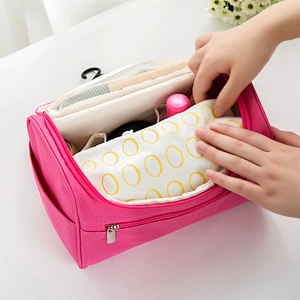 Luxury travel portable waterproof polyester toiletry hanging wash bag for women