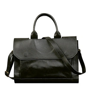 The new Large-capaciyt crazy horse leather head layer cowhide cross-body messenger bag for leisure travel or office